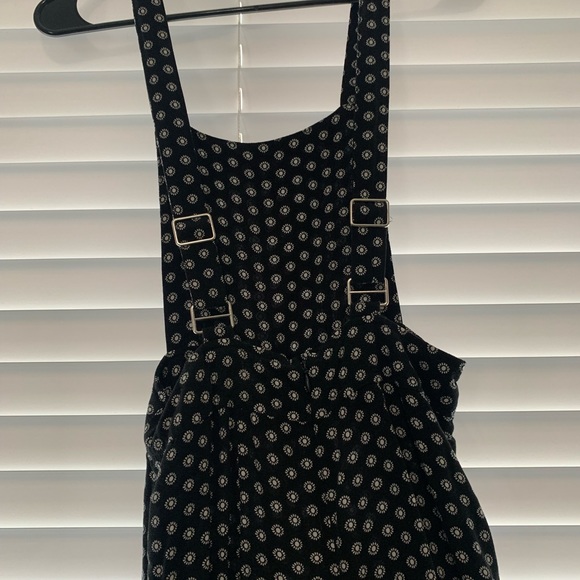 Daisy romper - Picture 3 of 3